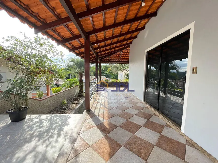 Casa com 3 quartos à venda, 827m2 em Escola Agrícola, Blumenau - SC - imagem 5 Foto 5 de Casa com 3 quartos à venda, 827m2 em Escola Agrícola, Blumenau - SC