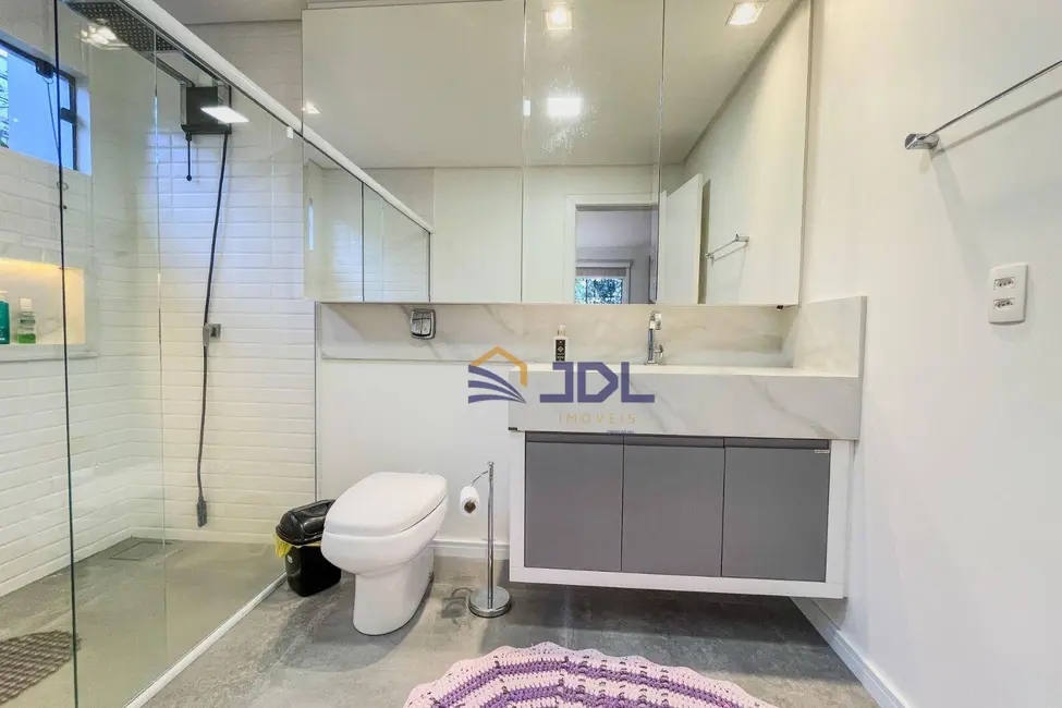 Casa com 3 quartos à venda, 444m2 em Escola Agrícola, Blumenau - SC - imagem 9 Foto 9 de Casa com 3 quartos à venda, 444m2 em Escola Agrícola, Blumenau - SC