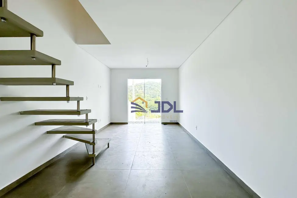 Foto 2 de Casa de Condomínio com 2 quartos à venda, 74m2 em Itoupava Central, Blumenau - SC