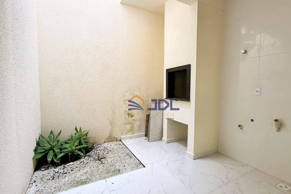 Casa com 2 quartos à venda, 91m2 em Água Verde, Blumenau - SC - imagem 4 Foto 4 de Casa com 2 quartos à venda, 91m2 em Água Verde, Blumenau - SC
