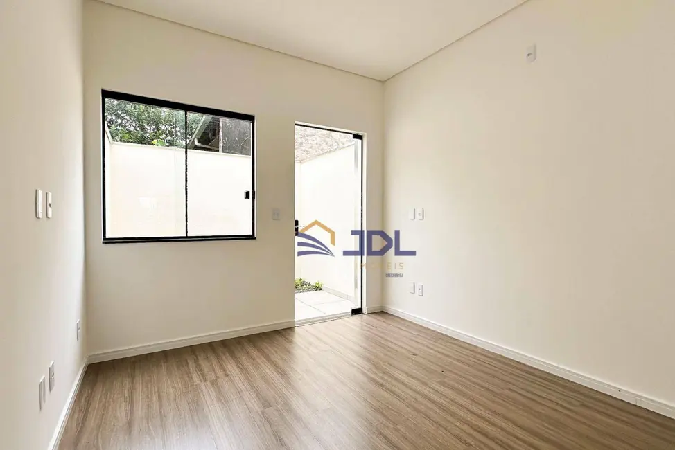 Casa com 2 quartos à venda, 91m2 em Água Verde, Blumenau - SC - imagem 8 Foto 8 de Casa com 2 quartos à venda, 91m2 em Água Verde, Blumenau - SC