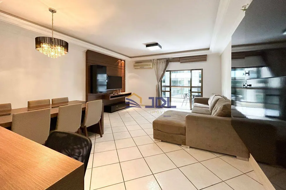 Foto 3 de Apartamento com 3 quartos à venda, 145m2 em Itapema - SC