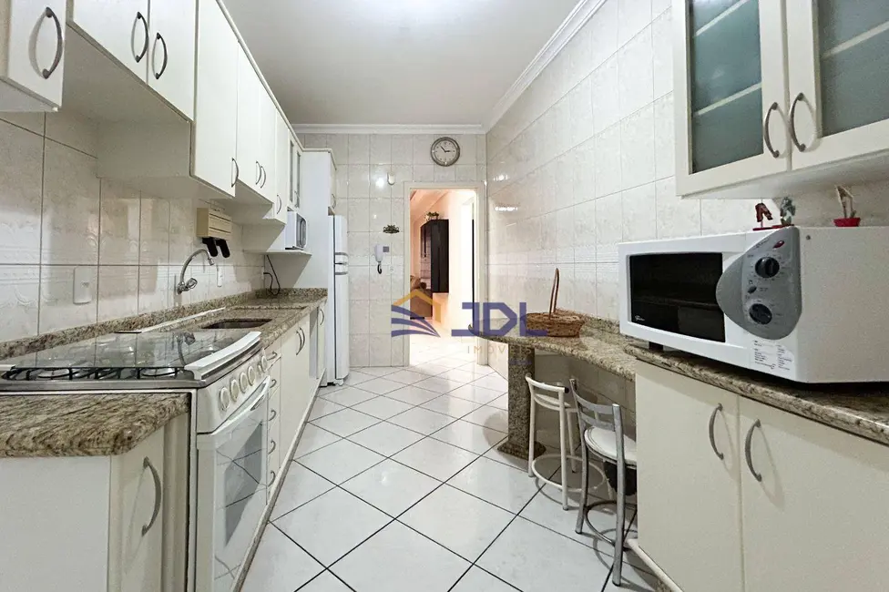 Foto 6 de Apartamento com 3 quartos à venda, 145m2 em Itapema - SC