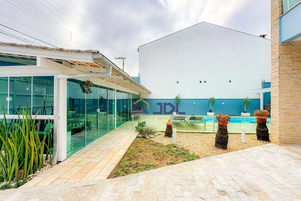 Casa com 3 quartos à venda, 450m2 em Itoupava Norte, Blumenau - SC - imagem 4 Foto 4 de Casa com 3 quartos à venda, 450m2 em Itoupava Norte, Blumenau - SC