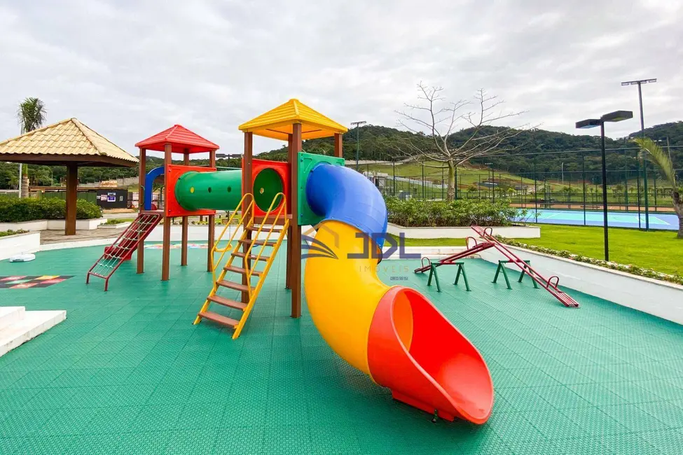 Foto 4 de Terreno / Lote à venda, 457m2 em Centro, Camboriu - SC