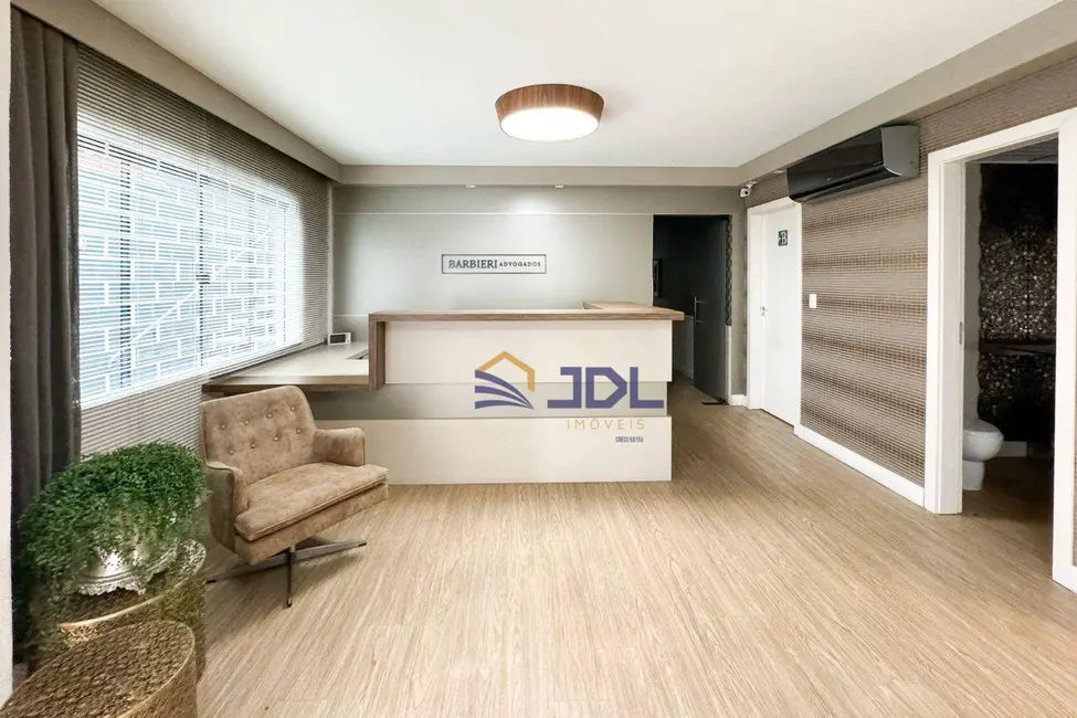 Casa com 10 quartos à venda, 602m2 em Ponta Aguda, Blumenau - SC - imagem 1 Foto 1 de Casa com 10 quartos à venda, 602m2 em Ponta Aguda, Blumenau - SC