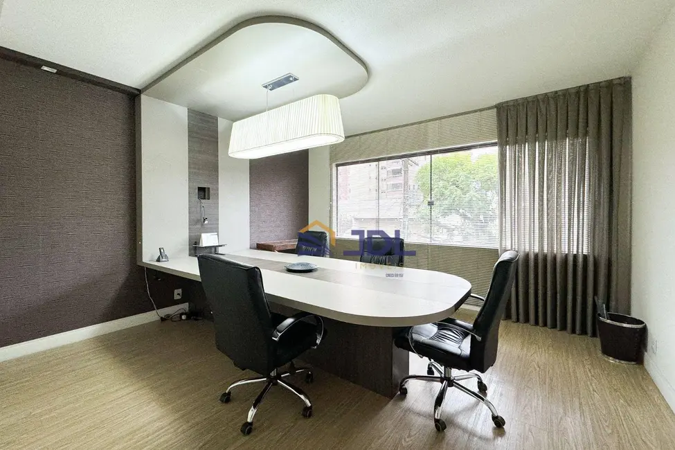 Casa com 10 quartos à venda, 602m2 em Ponta Aguda, Blumenau - SC - imagem 8 Foto 8 de Casa com 10 quartos à venda, 602m2 em Ponta Aguda, Blumenau - SC