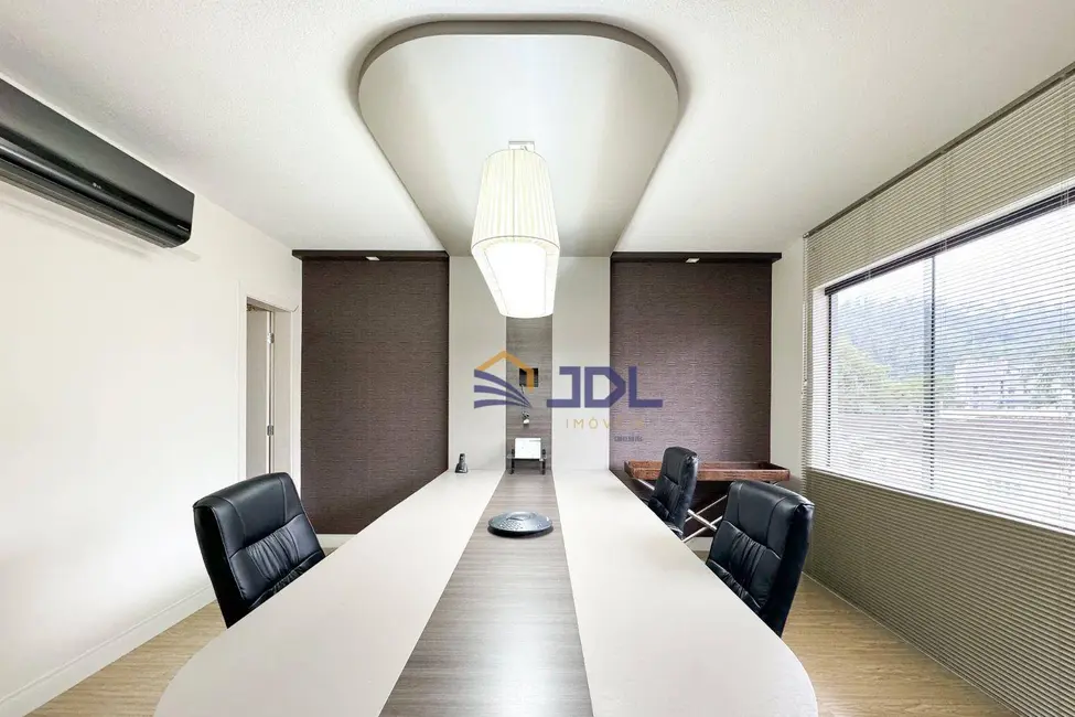 Casa com 10 quartos à venda, 602m2 em Ponta Aguda, Blumenau - SC - imagem 9 Foto 9 de Casa com 10 quartos à venda, 602m2 em Ponta Aguda, Blumenau - SC