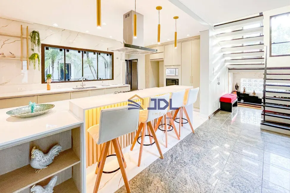Casa com 3 quartos à venda, 894m2 em Itoupava Seca, Blumenau - SC - imagem 5 Foto 5 de Casa com 3 quartos à venda, 894m2 em Itoupava Seca, Blumenau - SC