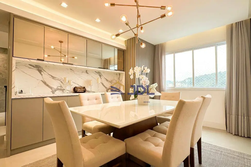 Apartamento com 4 quartos à venda, 378m2 em Vila Nova, Blumenau - SC - imagem 9 Foto 9 de Apartamento com 4 quartos à venda, 378m2 em Vila Nova, Blumenau - SC