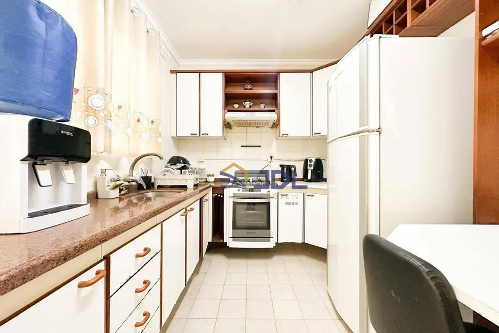 Apartamento com 3 quartos à venda, 131m2 em Ponta Aguda, Blumenau - SC - imagem 3 Foto 3 de Apartamento com 3 quartos à venda, 131m2 em Ponta Aguda, Blumenau - SC