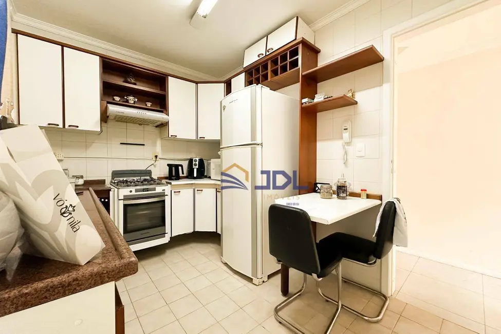 Apartamento com 3 quartos à venda, 131m2 em Ponta Aguda, Blumenau - SC - imagem 4 Foto 4 de Apartamento com 3 quartos à venda, 131m2 em Ponta Aguda, Blumenau - SC