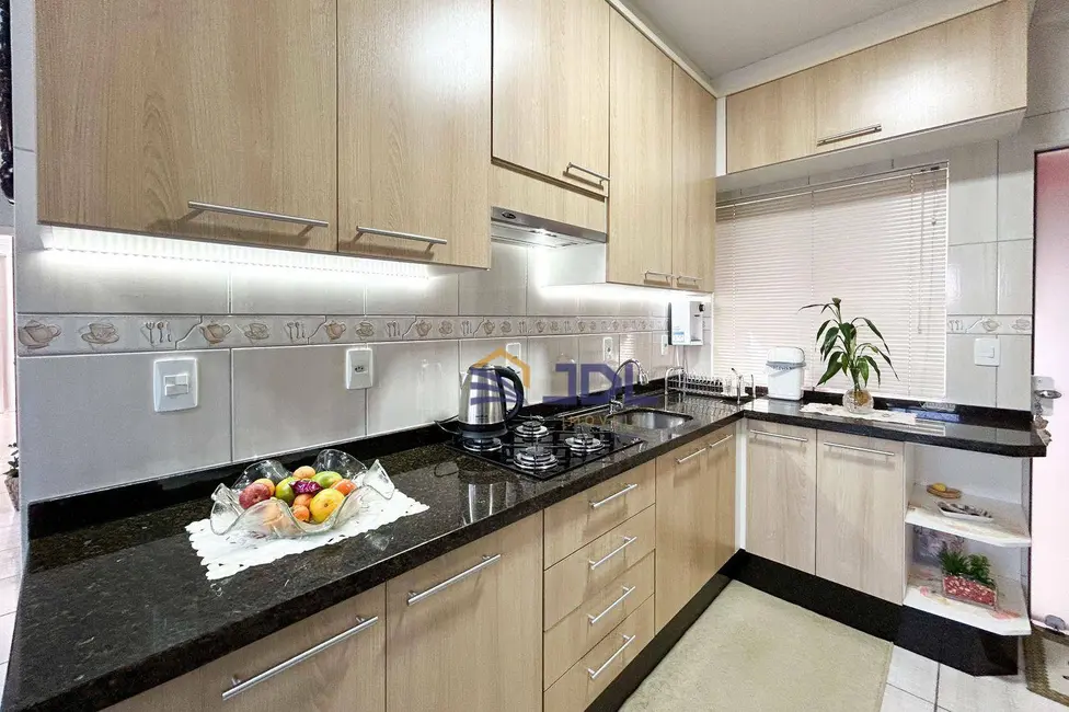 Casa com 4 quartos à venda, 342m2 em Fidélis, Blumenau - SC - imagem 2 Foto 2 de Casa com 4 quartos à venda, 342m2 em Fidélis, Blumenau - SC