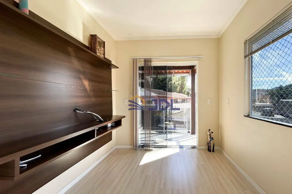 Casa com 4 quartos à venda, 342m2 em Fidélis, Blumenau - SC - imagem 9 Foto 9 de Casa com 4 quartos à venda, 342m2 em Fidélis, Blumenau - SC