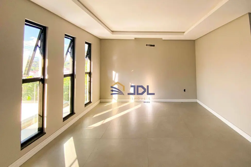 Casa com 3 quartos à venda, 247m2 em Fortaleza, Blumenau - SC - imagem 3 Foto 3 de Casa com 3 quartos à venda, 247m2 em Fortaleza, Blumenau - SC