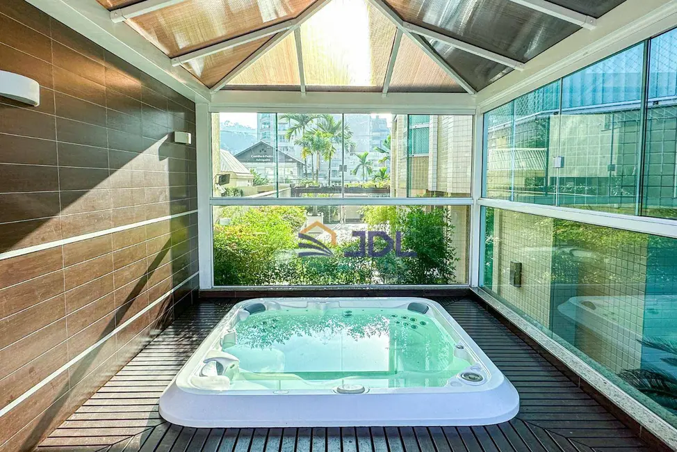 Cobertura com 4 quartos à venda, 573m2 em Ponta Aguda, Blumenau - SC - imagem 3 Foto 3 de Cobertura com 4 quartos à venda, 573m2 em Ponta Aguda, Blumenau - SC