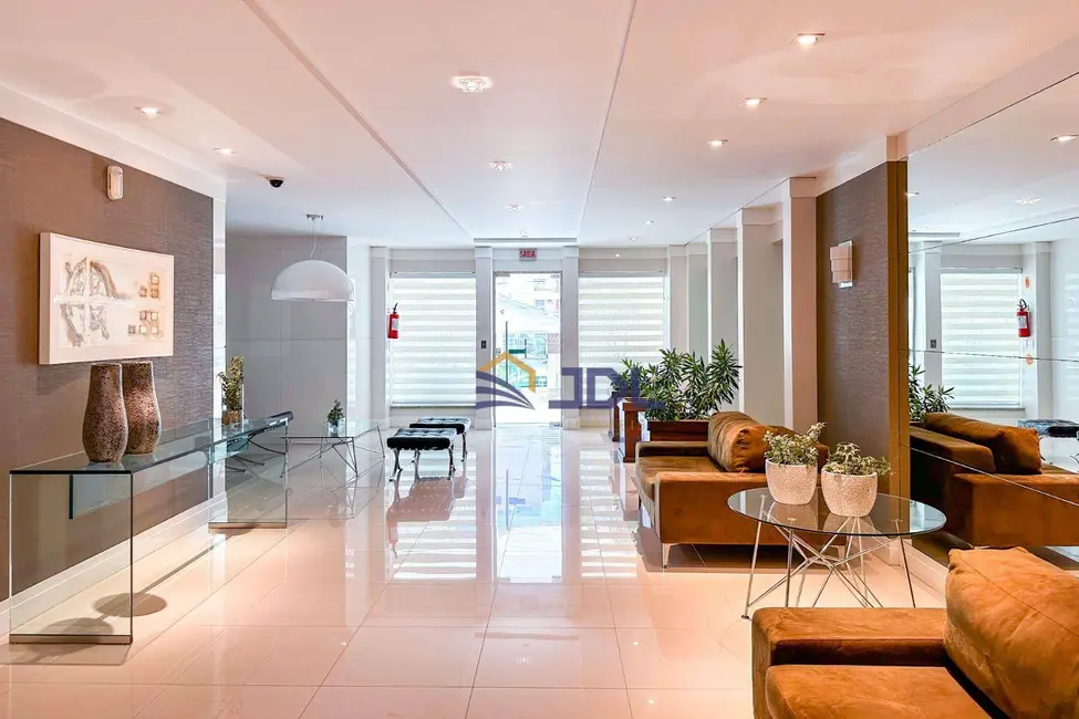 Cobertura com 4 quartos à venda, 573m2 em Ponta Aguda, Blumenau - SC - imagem 2 Foto 2 de Cobertura com 4 quartos à venda, 573m2 em Ponta Aguda, Blumenau - SC