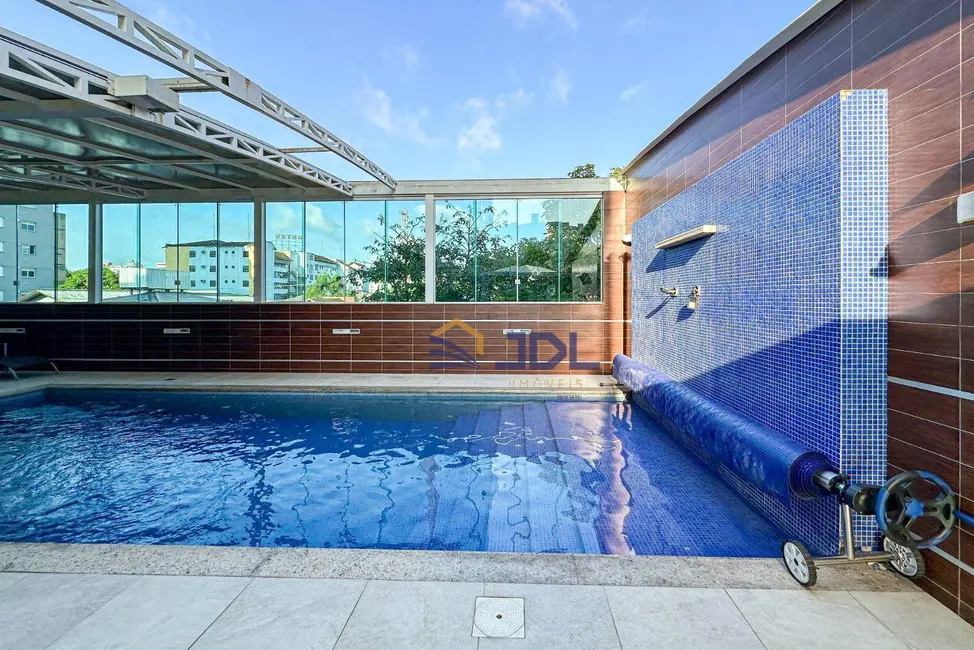 Cobertura com 4 quartos à venda, 573m2 em Ponta Aguda, Blumenau - SC - imagem 4 Foto 4 de Cobertura com 4 quartos à venda, 573m2 em Ponta Aguda, Blumenau - SC