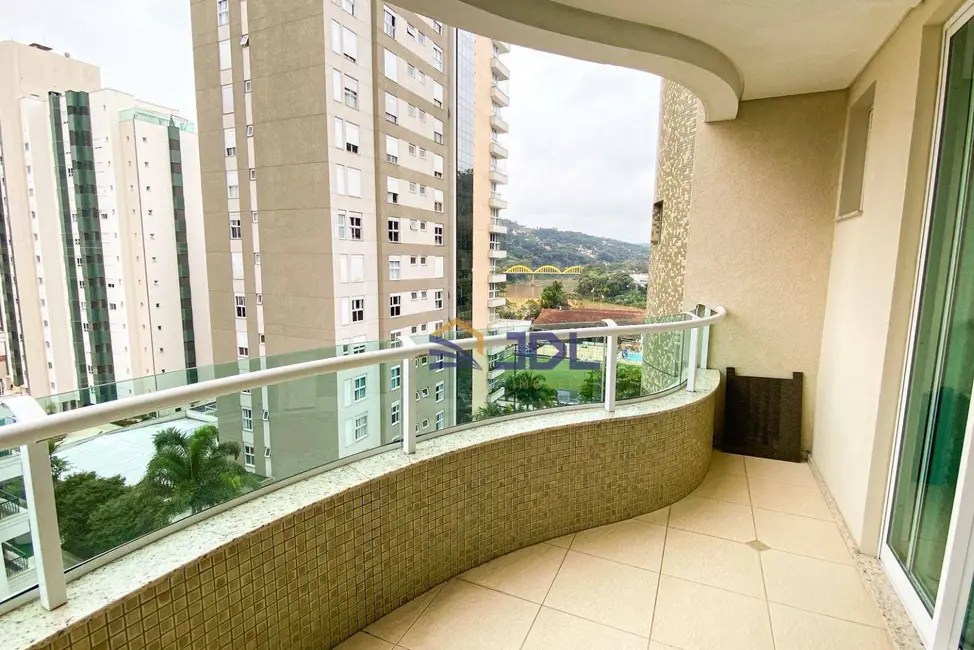 Apartamento com 3 quartos à venda, 210m2 em Ponta Aguda, Blumenau - SC - imagem 4 Foto 4 de Apartamento com 3 quartos à venda, 210m2 em Ponta Aguda, Blumenau - SC