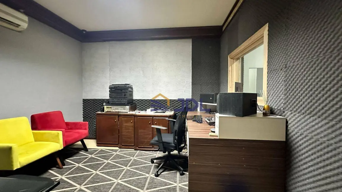Casa com 3 quartos à venda, 3194m2 em Vila Nova, Blumenau - SC - imagem 6 Foto 6 de Casa com 3 quartos à venda, 3194m2 em Vila Nova, Blumenau - SC