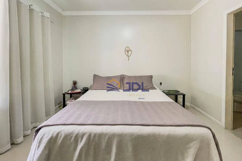 Casa com 4 quartos à venda, 402m2 em Escola Agrícola, Blumenau - SC - imagem 4 Foto 4 de Casa com 4 quartos à venda, 402m2 em Escola Agrícola, Blumenau - SC
