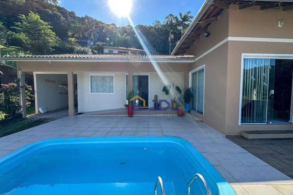Casa com 2 quartos à venda, 543m2 em Progresso, Blumenau - SC - imagem 3 Foto 3 de Casa com 2 quartos à venda, 543m2 em Progresso, Blumenau - SC