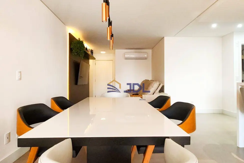 Apartamento com 3 quartos à venda, 172m2 em Centro, Blumenau - SC - imagem 4 Foto 4 de Apartamento com 3 quartos à venda, 172m2 em Centro, Blumenau - SC