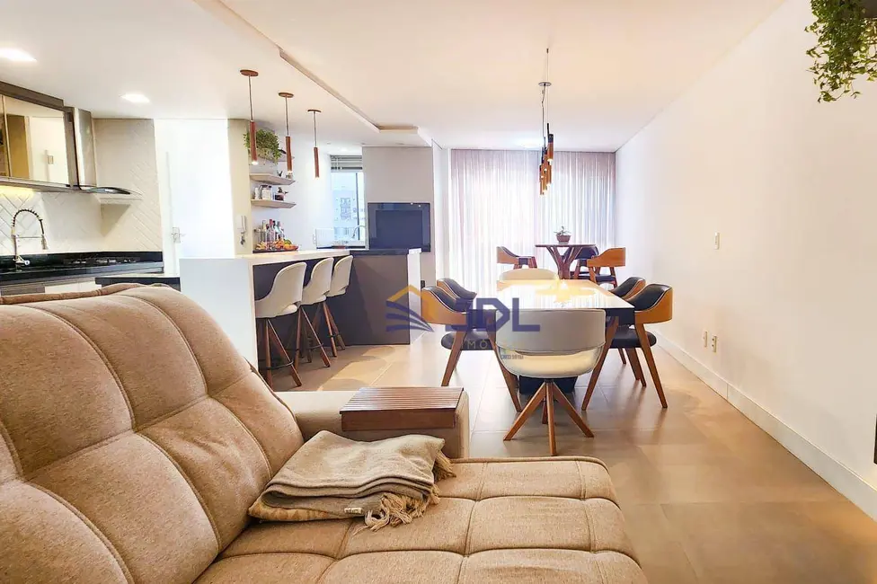 Apartamento com 3 quartos à venda, 172m2 em Centro, Blumenau - SC - imagem 7 Foto 7 de Apartamento com 3 quartos à venda, 172m2 em Centro, Blumenau - SC
