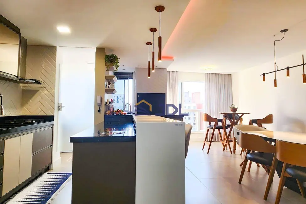 Apartamento com 3 quartos à venda, 172m2 em Centro, Blumenau - SC - imagem 3 Foto 3 de Apartamento com 3 quartos à venda, 172m2 em Centro, Blumenau - SC