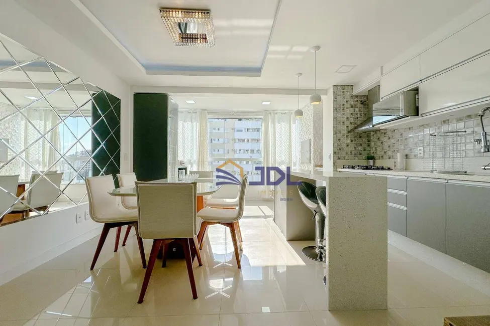 Apartamento com 3 quartos à venda, 122m2 em Vila Nova, Blumenau - SC - imagem 4 Foto 4 de Apartamento com 3 quartos à venda, 122m2 em Vila Nova, Blumenau - SC