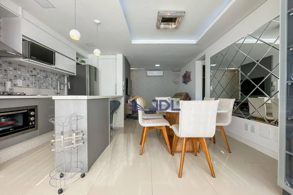 Apartamento com 3 quartos à venda, 122m2 em Vila Nova, Blumenau - SC - imagem 3 Foto 3 de Apartamento com 3 quartos à venda, 122m2 em Vila Nova, Blumenau - SC