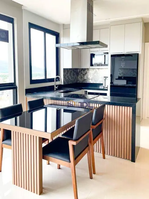 Foto 3 de Apartamento com 3 quartos à venda, 170m2 em Porto Belo - SC