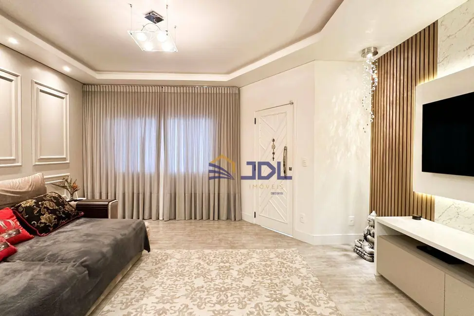 Casa com 4 quartos à venda, 468m2 em Velha Central, Blumenau - SC - imagem 5 Foto 5 de Casa com 4 quartos à venda, 468m2 em Velha Central, Blumenau - SC