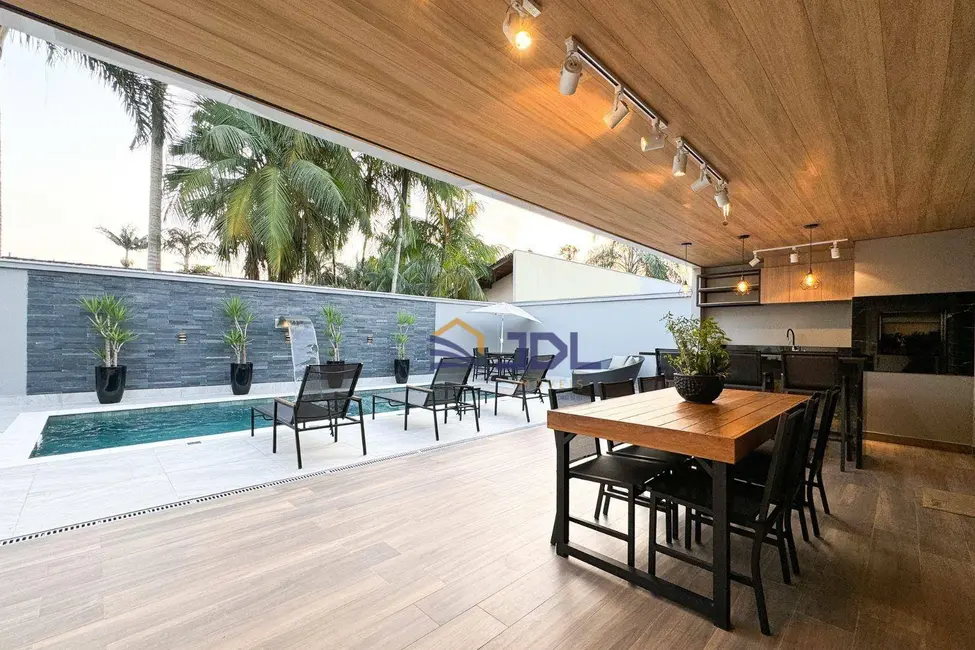 Casa com 3 quartos à venda, 420m2 em Água Verde, Blumenau - SC - imagem 5 Foto 5 de Casa com 3 quartos à venda, 420m2 em Água Verde, Blumenau - SC