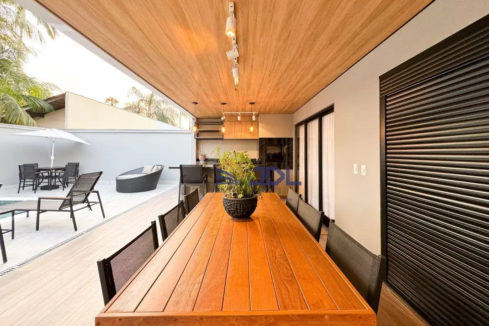 Casa com 3 quartos à venda, 420m2 em Água Verde, Blumenau - SC - imagem 8 Foto 8 de Casa com 3 quartos à venda, 420m2 em Água Verde, Blumenau - SC