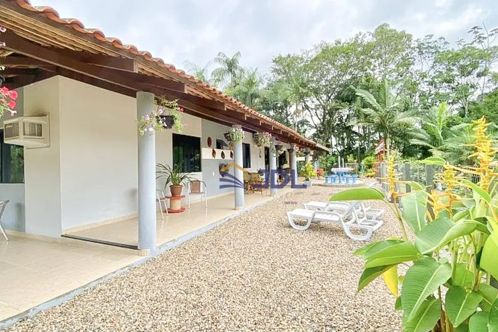 Foto 2 de Chácara com 3 quartos à venda, 5752m2 em Massaranduba - SC