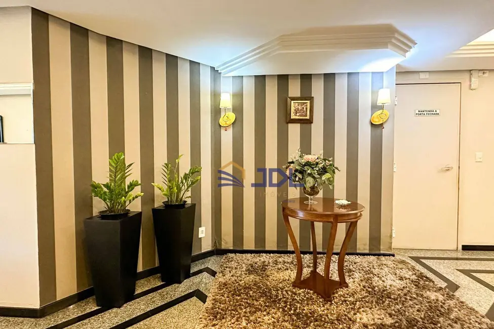 Foto 2 de Cobertura com 2 quartos à venda, 210m2 em Velha, Blumenau - SC