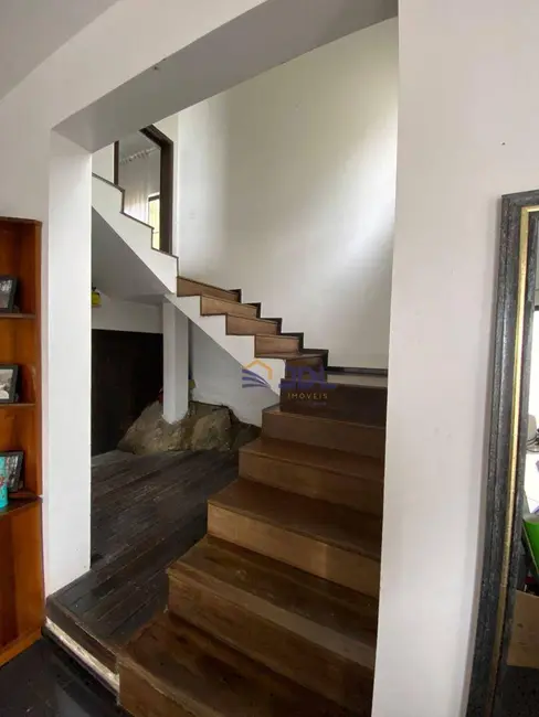 Casa com 2 quartos à venda, 600m2 em Passo Manso, Blumenau - SC - imagem 9 Foto 9 de Casa com 2 quartos à venda, 600m2 em Passo Manso, Blumenau - SC