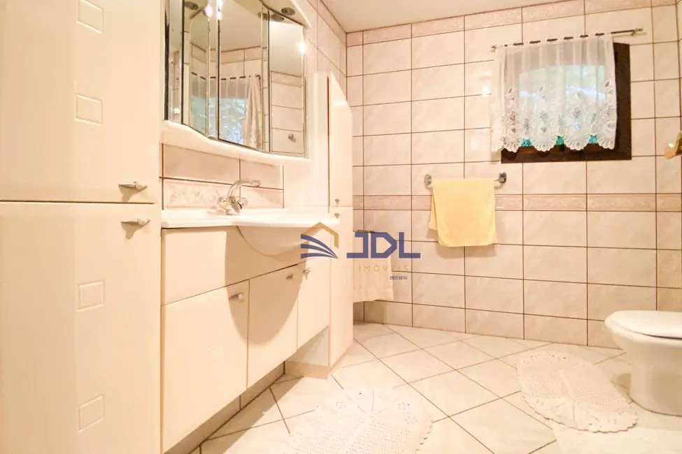 Casa com 3 quartos à venda, 2691m2 em Badenfurt, Blumenau - SC - imagem 8 Foto 8 de Casa com 3 quartos à venda, 2691m2 em Badenfurt, Blumenau - SC