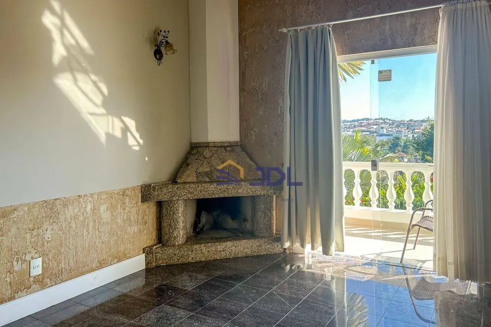 Casa com 3 quartos à venda, 1194m2 em Itoupava Norte, Blumenau - SC - imagem 5 Foto 5 de Casa com 3 quartos à venda, 1194m2 em Itoupava Norte, Blumenau - SC