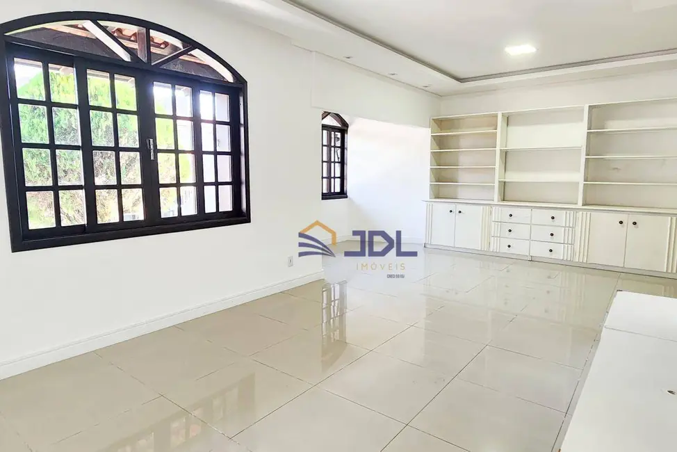 Casa com 4 quartos à venda, 480m2 em Velha, Blumenau - SC - imagem 4 Foto 4 de Casa com 4 quartos à venda, 480m2 em Velha, Blumenau - SC
