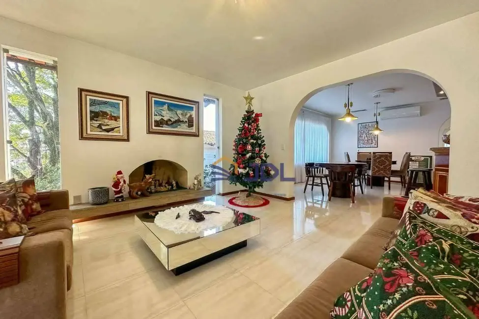 Casa com 4 quartos à venda, 1312m2 em Velha, Blumenau - SC - imagem 5 Foto 5 de Casa com 4 quartos à venda, 1312m2 em Velha, Blumenau - SC