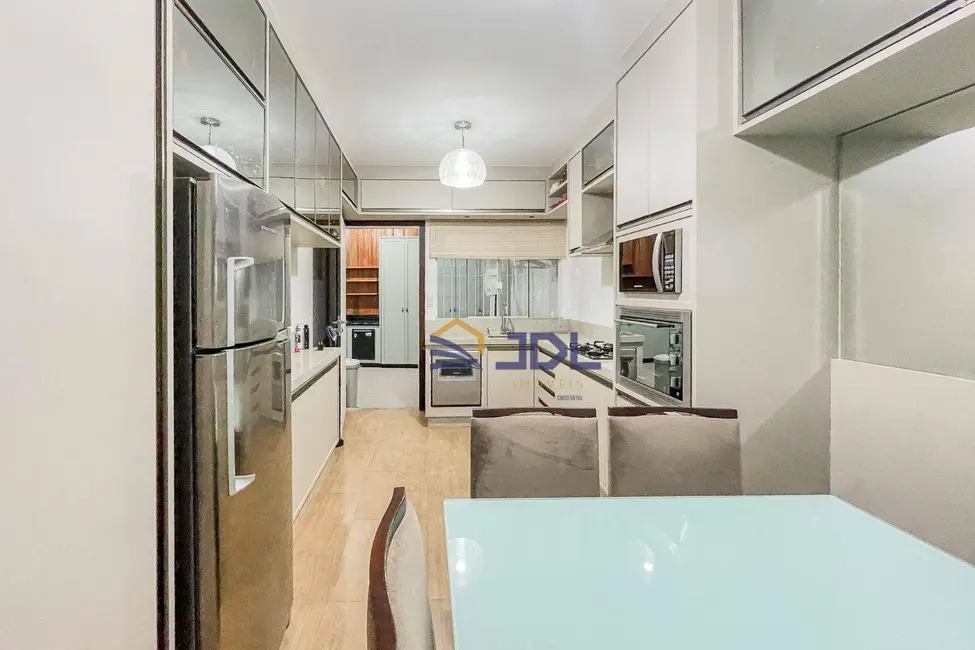 Casa com 3 quartos à venda, 165m2 em Água Verde, Blumenau - SC - imagem 4 Foto 4 de Casa com 3 quartos à venda, 165m2 em Água Verde, Blumenau - SC