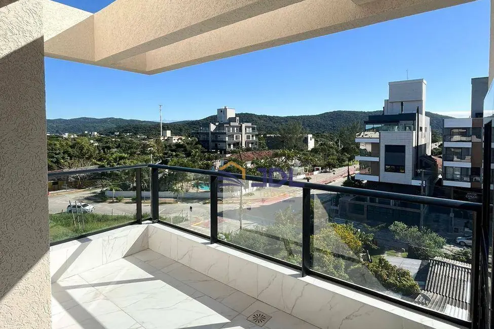 Cobertura com 2 quartos à venda, 113m2 em Bombinhas - SC - imagem 8 Foto 8 de Cobertura com 2 quartos à venda, 113m2 em Bombinhas - SC