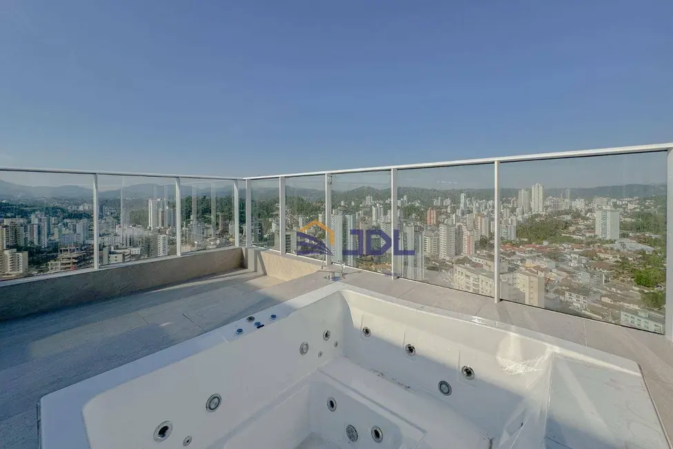 Foto 2 de Cobertura com 3 quartos à venda, 386m2 em Vila Nova, Blumenau - SC