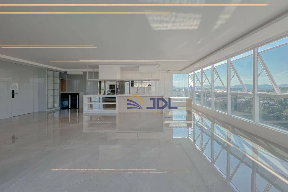 Cobertura com 3 quartos à venda, 386m2 em Vila Nova, Blumenau - SC - imagem 6 Foto 6 de Cobertura com 3 quartos à venda, 386m2 em Vila Nova, Blumenau - SC