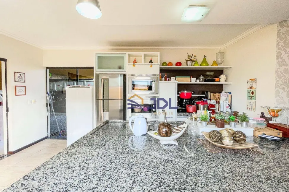 Casa com 3 quartos à venda, 356m2 em Passo Manso, Blumenau - SC - imagem 4 Foto 4 de Casa com 3 quartos à venda, 356m2 em Passo Manso, Blumenau - SC
