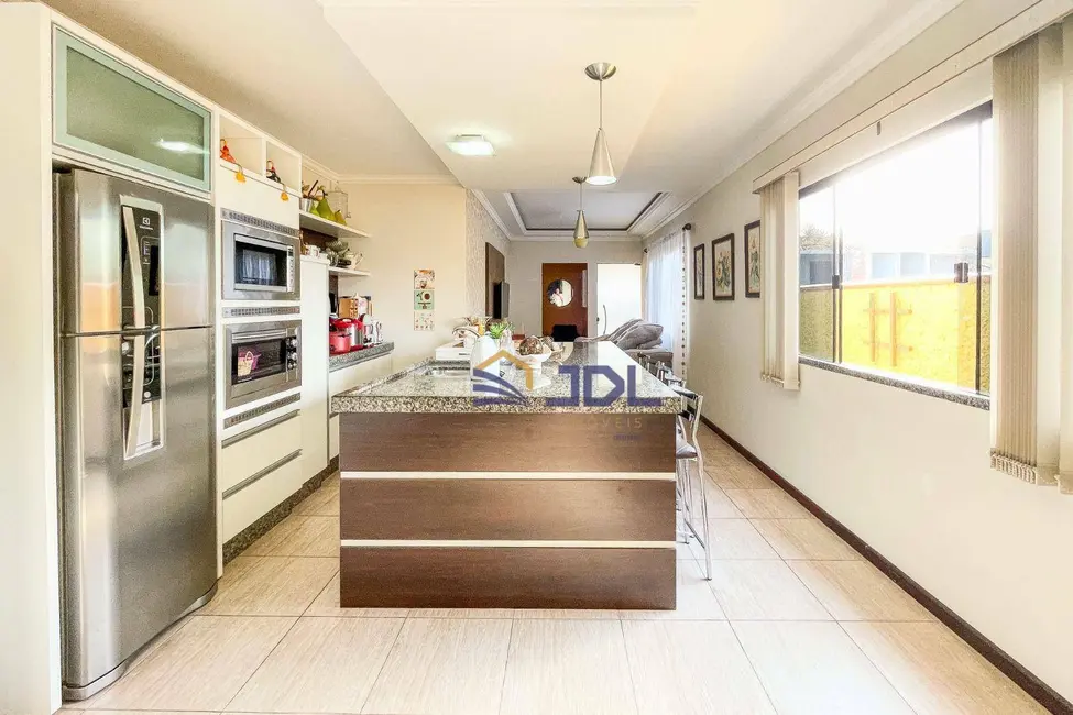Casa com 3 quartos à venda, 356m2 em Passo Manso, Blumenau - SC - imagem 3 Foto 3 de Casa com 3 quartos à venda, 356m2 em Passo Manso, Blumenau - SC