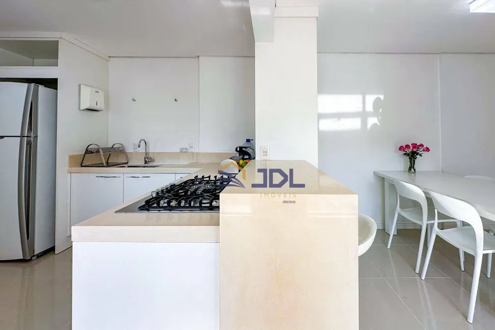 Apartamento com 4 quartos à venda, 225m2 em Ponta Aguda, Blumenau - SC - imagem 8 Foto 8 de Apartamento com 4 quartos à venda, 225m2 em Ponta Aguda, Blumenau - SC