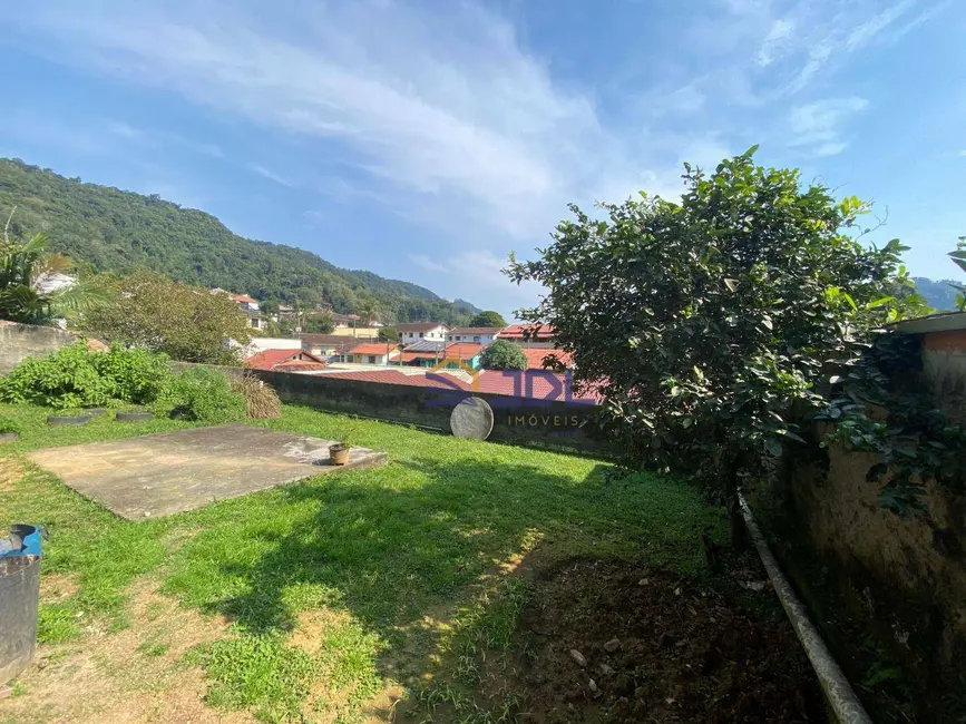 Casa com 3 quartos à venda, 375m2 em Velha, Blumenau - SC - imagem 3 Foto 3 de Casa com 3 quartos à venda, 375m2 em Velha, Blumenau - SC